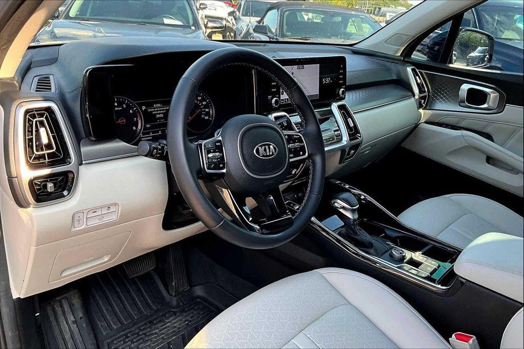 used 2021 Kia Sorento car, priced at $26,988