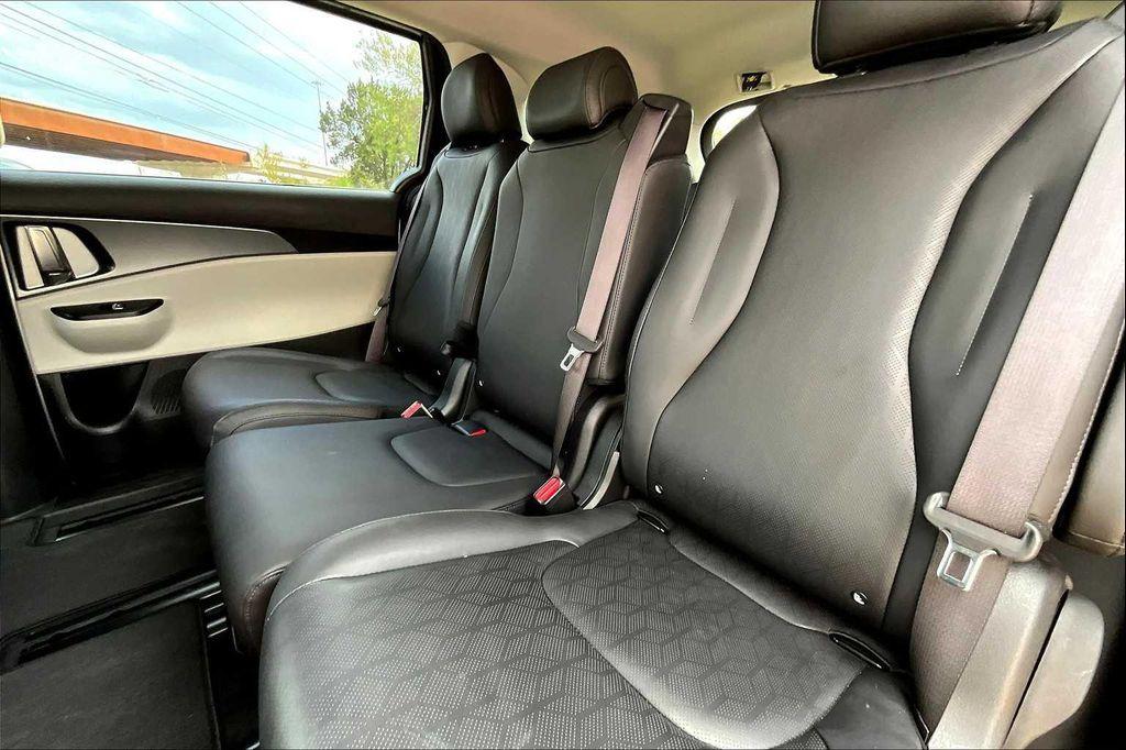 used 2023 Kia Carnival car, priced at $28,823