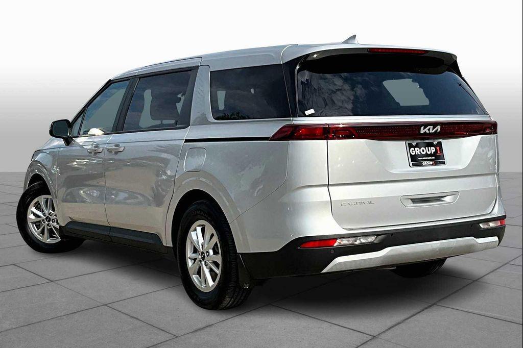 used 2023 Kia Carnival car, priced at $28,823