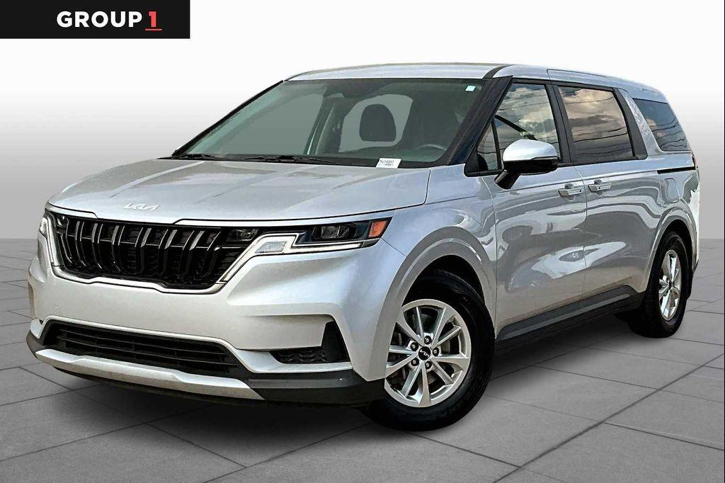 used 2023 Kia Carnival car, priced at $28,823