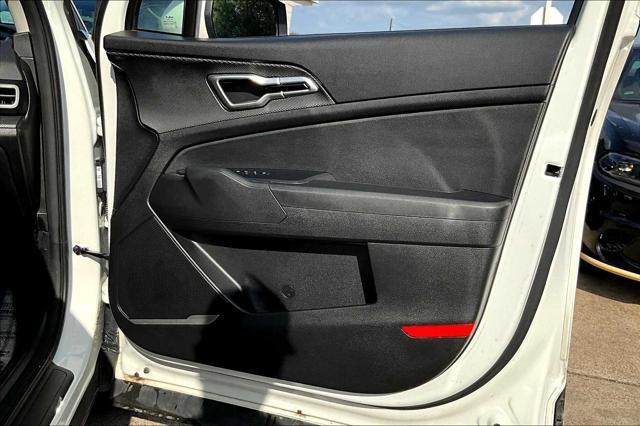 used 2024 Kia Sportage car, priced at $25,498