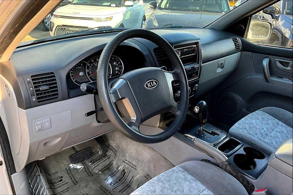 used 2007 Kia Sorento car, priced at $6,624