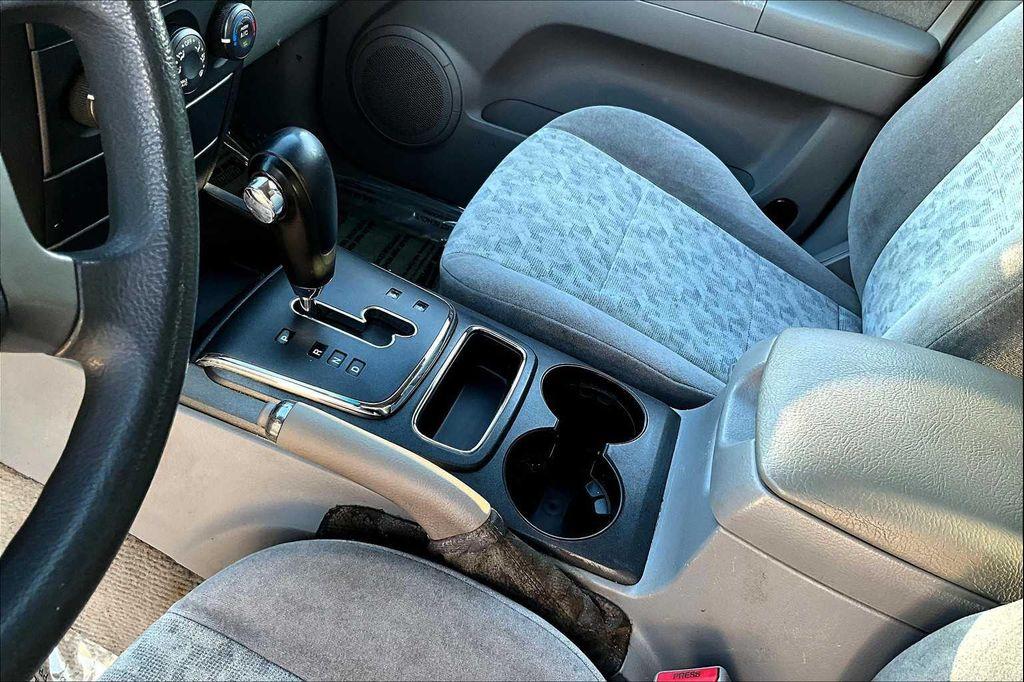 used 2007 Kia Sorento car, priced at $6,624