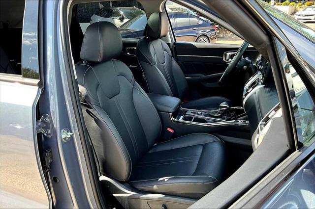 used 2022 Kia Sorento car, priced at $33,858