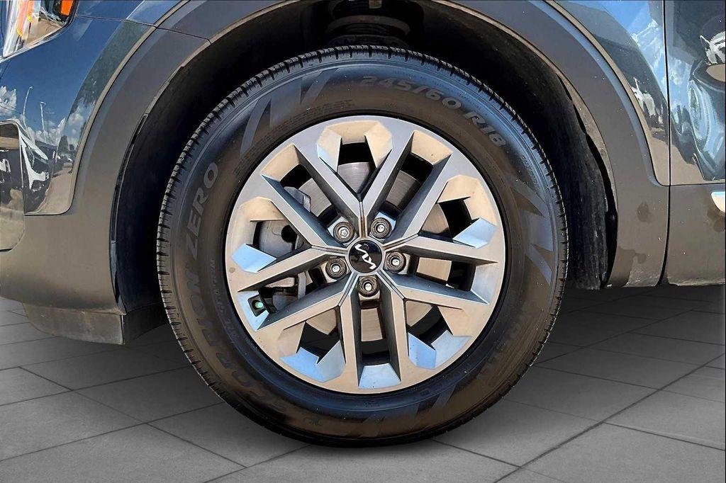 used 2024 Kia Telluride car, priced at $33,484