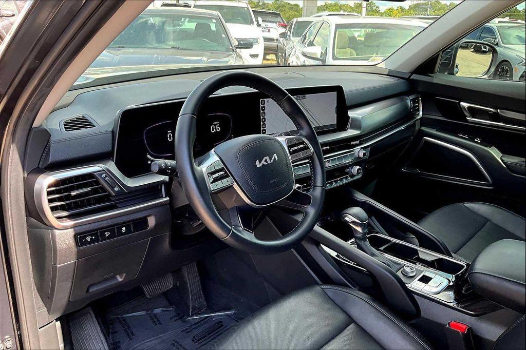 used 2024 Kia Telluride car, priced at $33,484