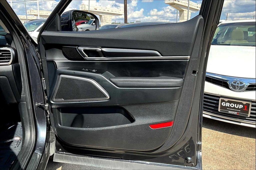 used 2024 Kia Telluride car, priced at $33,484