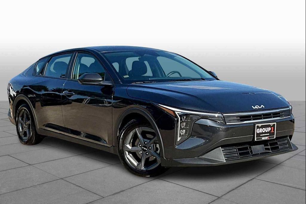 used 2025 Kia K4 car, priced at $22,994