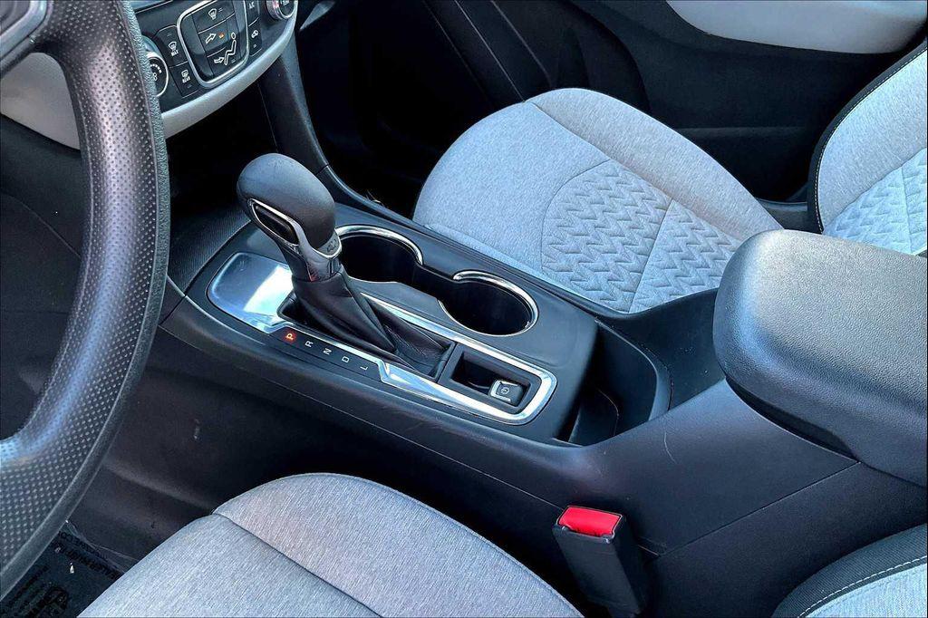 used 2023 Chevrolet Equinox car, priced at $20,784