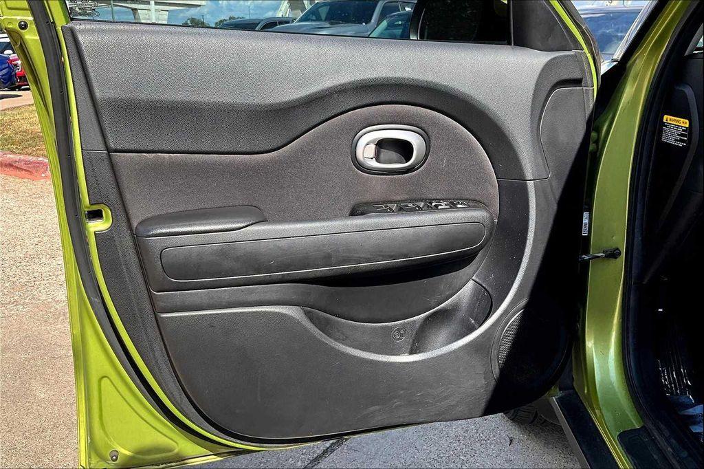 used 2015 Kia Soul car, priced at $6,798