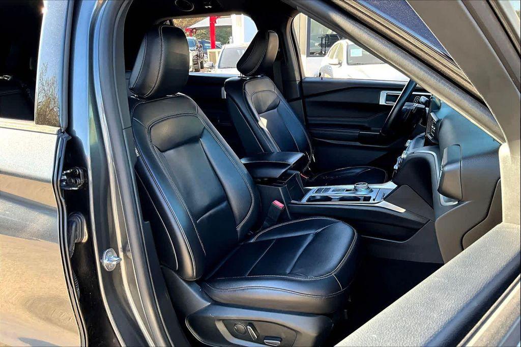 used 2020 Ford Explorer car, priced at $18,274