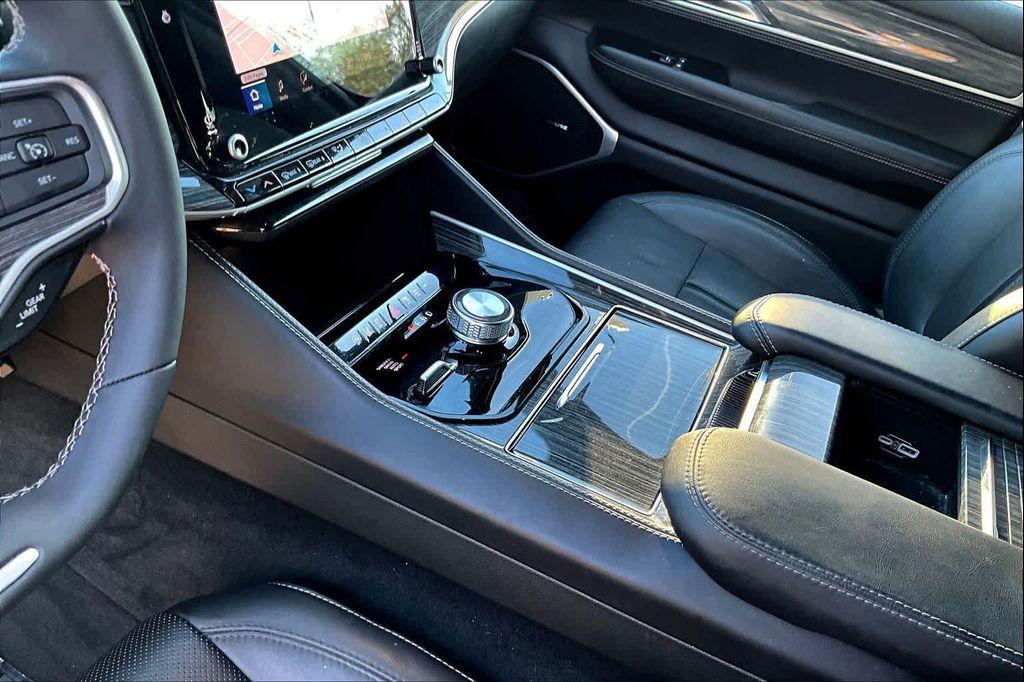 used 2022 Jeep Wagoneer car, priced at $48,035