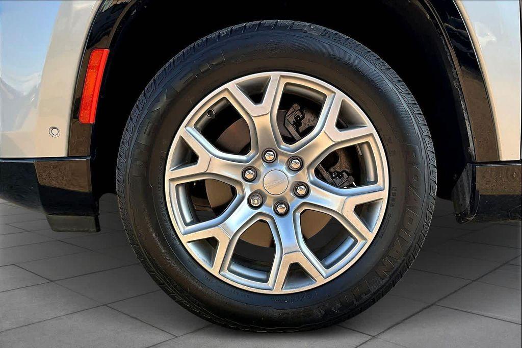 used 2022 Jeep Wagoneer car, priced at $48,035