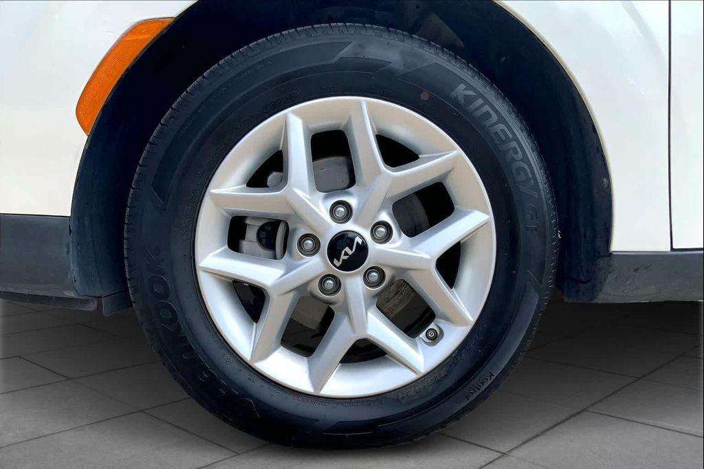 used 2022 Kia Soul car, priced at $17,488