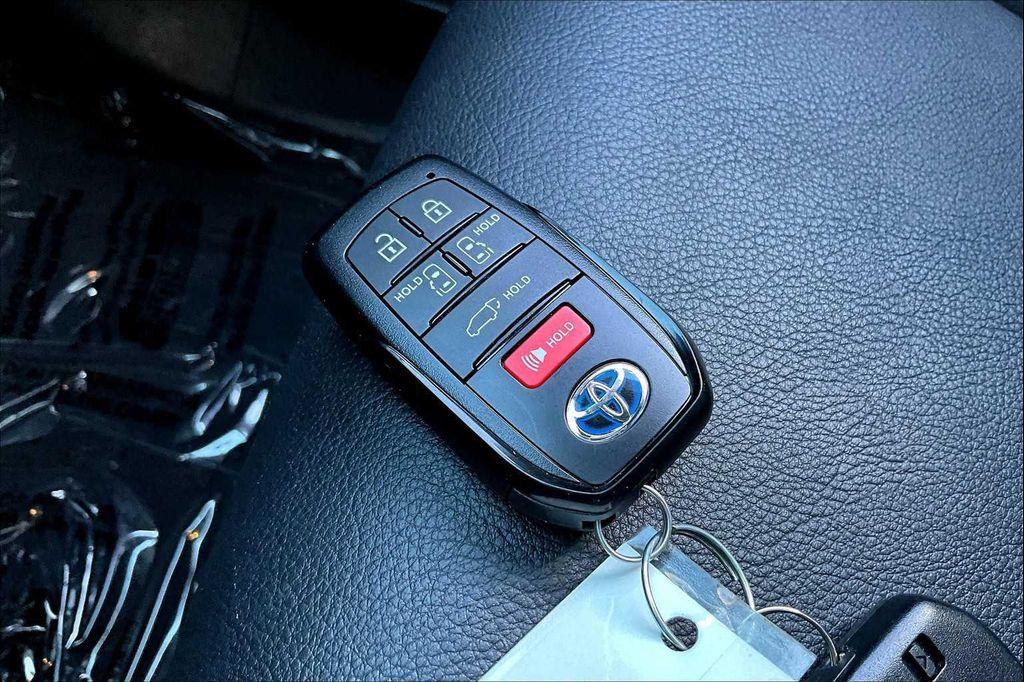 used 2025 Toyota Sienna car, priced at $49,678