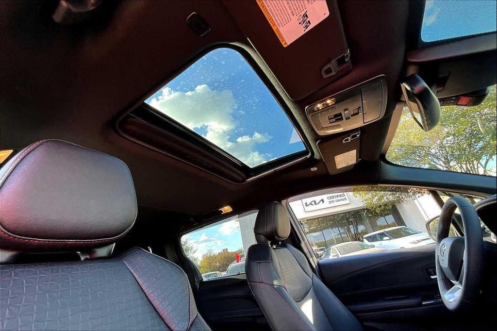 used 2025 Toyota Sienna car, priced at $49,678