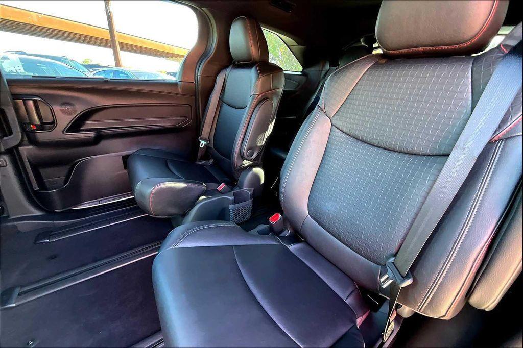 used 2025 Toyota Sienna car, priced at $49,678
