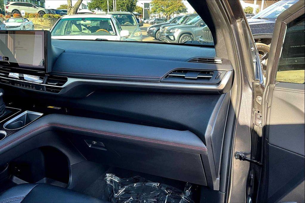 used 2025 Toyota Sienna car, priced at $49,678