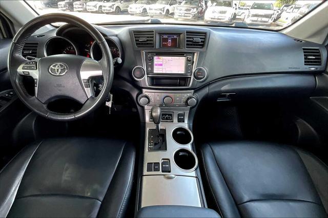 used 2013 Toyota Highlander car, priced at $16,988