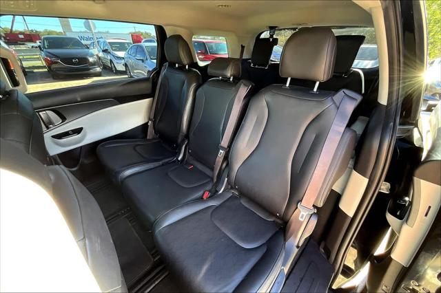 used 2022 Kia Carnival car, priced at $29,648