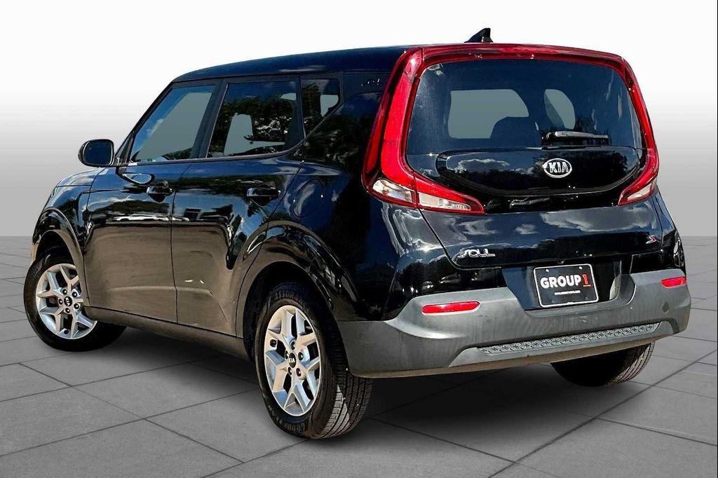 used 2021 Kia Soul car, priced at $12,498