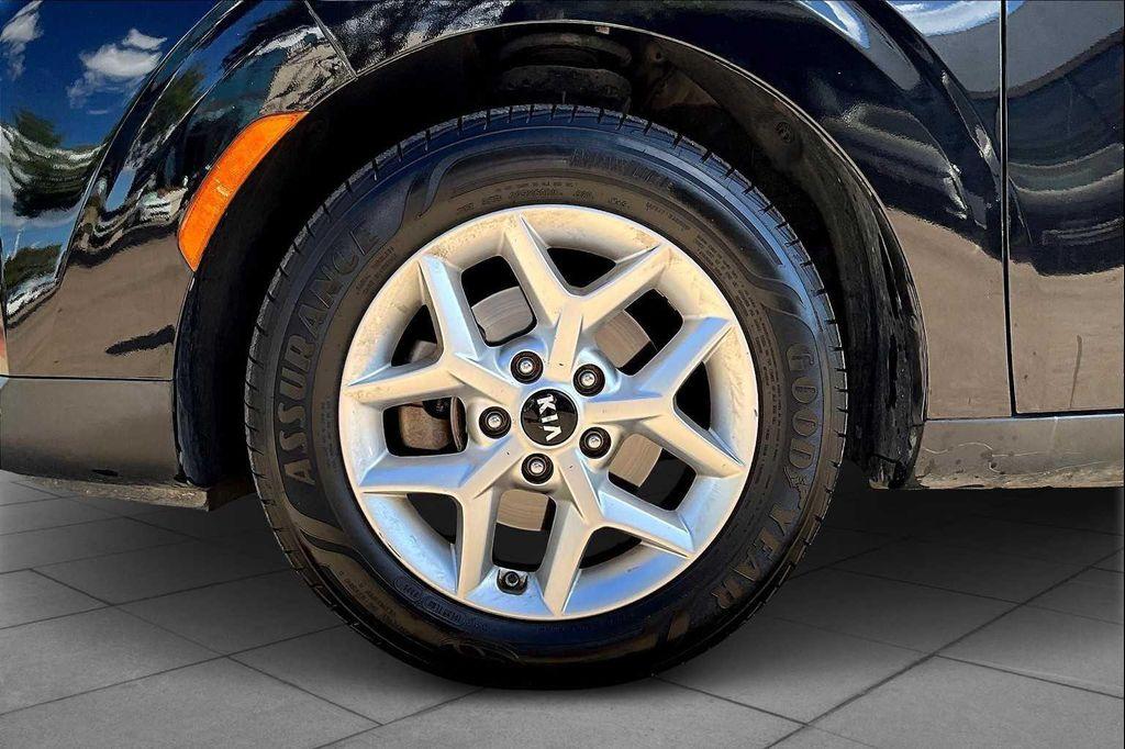 used 2021 Kia Soul car, priced at $12,498