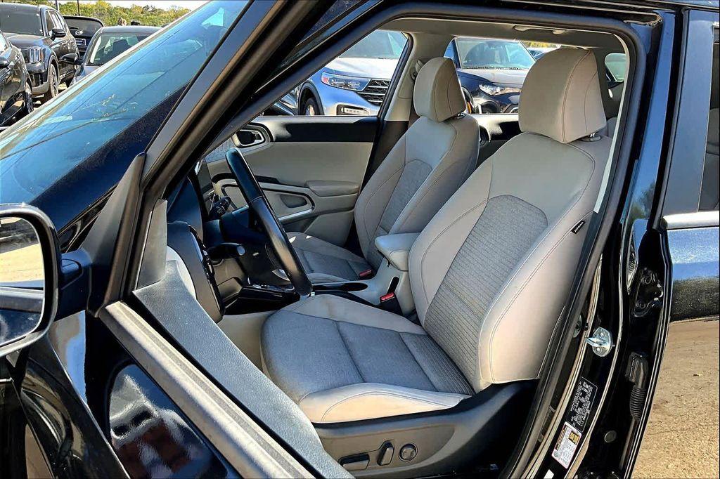 used 2023 Kia Soul car, priced at $19,625