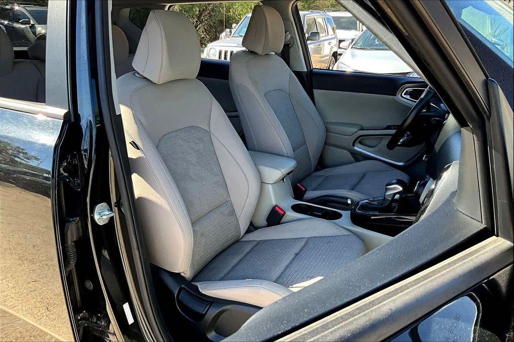 used 2023 Kia Soul car, priced at $19,625