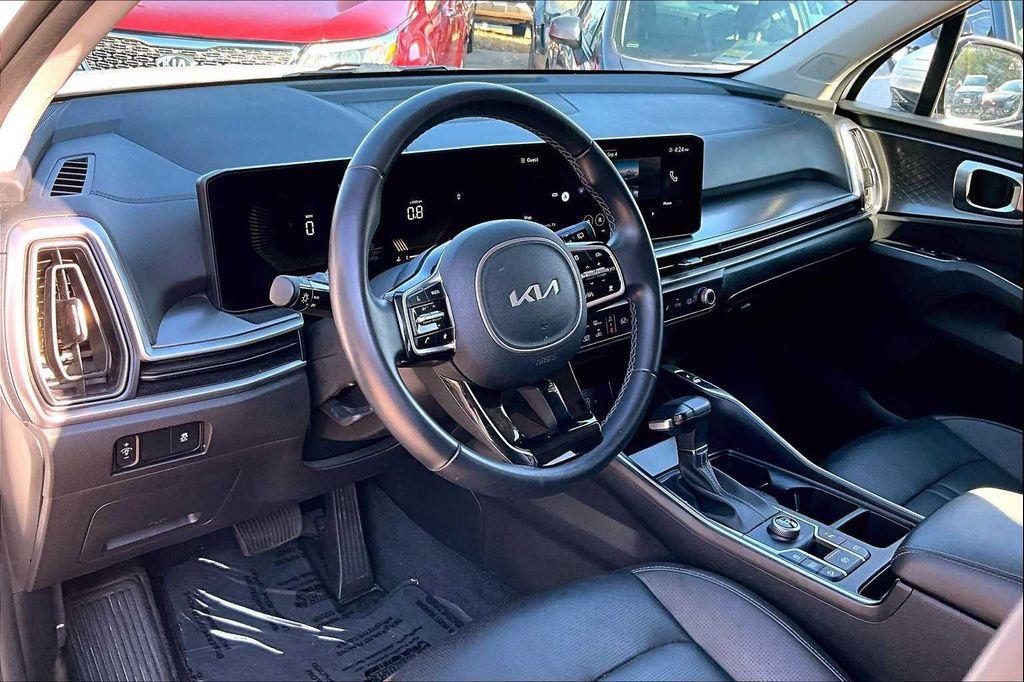 used 2024 Kia Sorento car, priced at $27,988