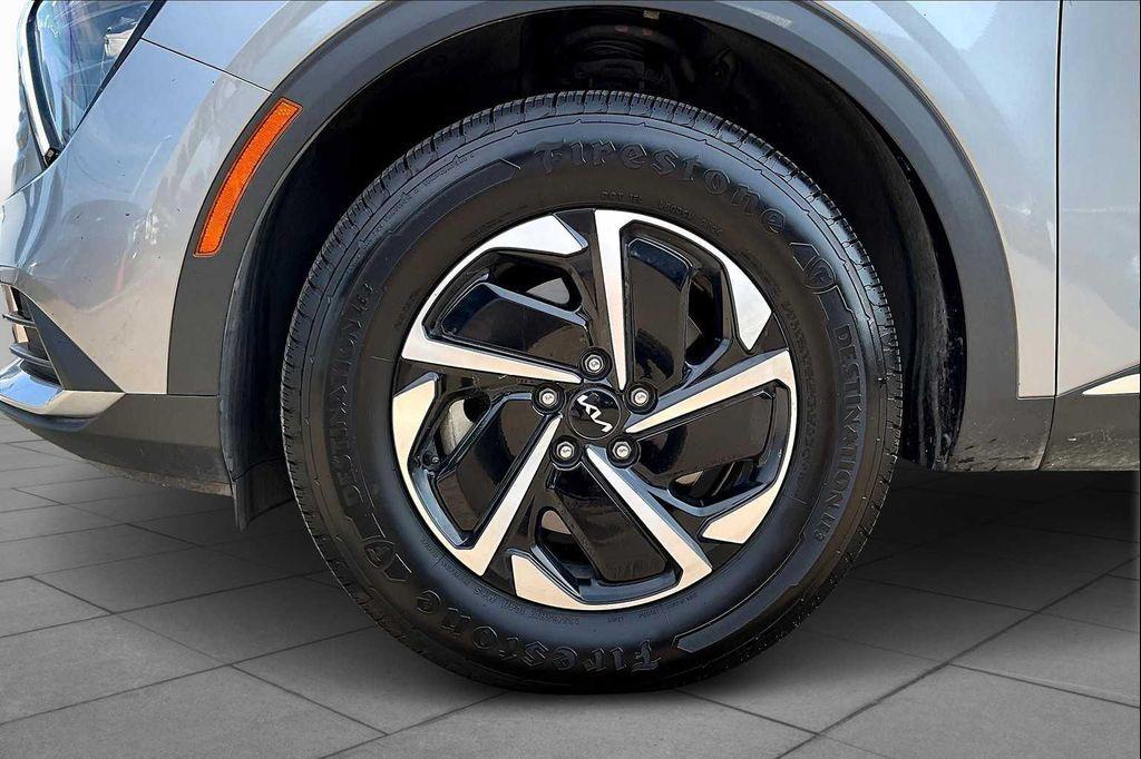 used 2023 Kia Sportage Hybrid car, priced at $17,448