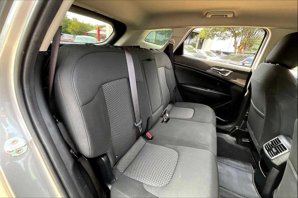 used 2023 Kia Sportage Hybrid car, priced at $17,448