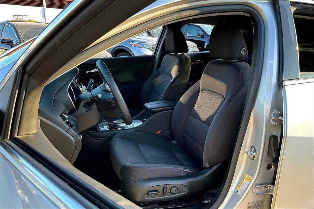 used 2018 Chevrolet Malibu car, priced at $11,454
