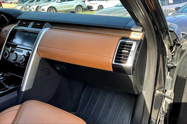 used 2017 Land Rover Discovery car, priced at $19,398