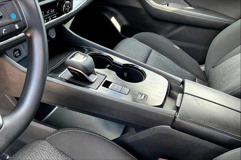 used 2024 Nissan Rogue car, priced at $21,774