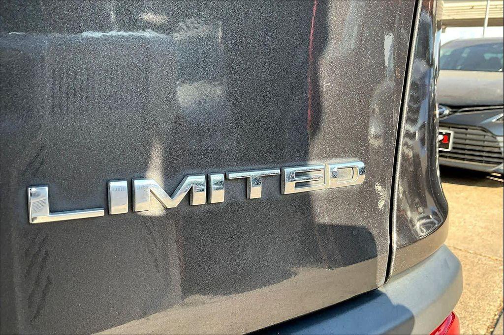 used 2018 Jeep Cherokee car, priced at $16,826