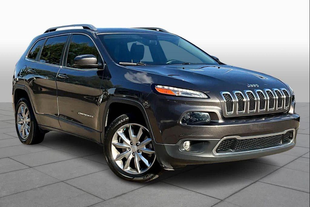 used 2018 Jeep Cherokee car, priced at $16,826