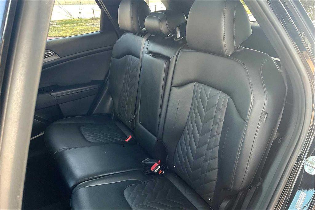 used 2024 Kia Sportage car, priced at $30,994
