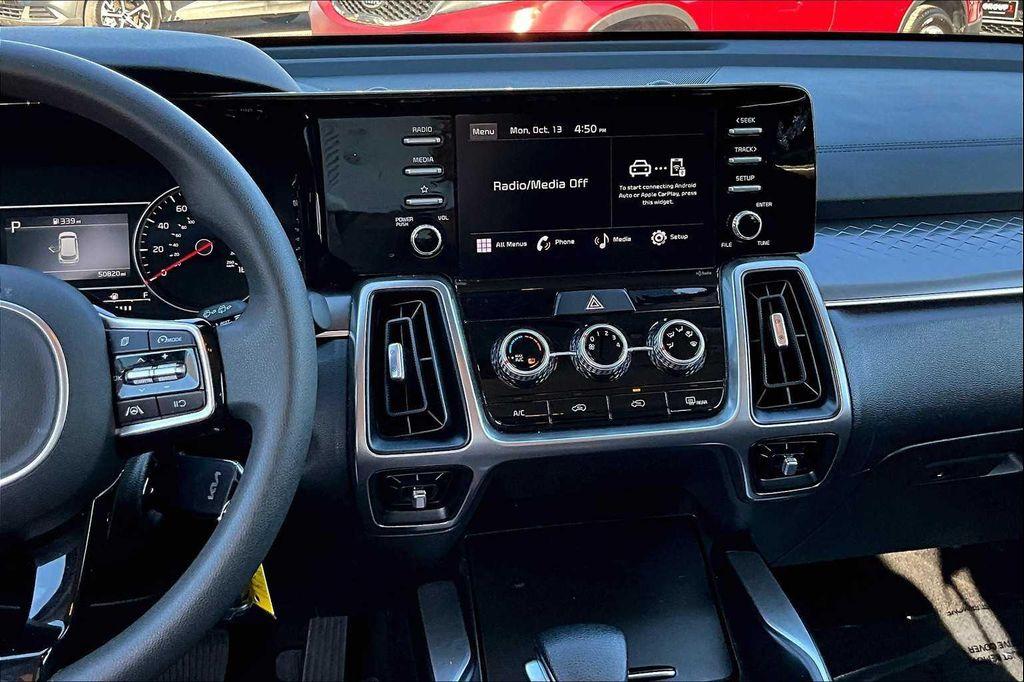 used 2023 Kia Sorento car, priced at $23,629