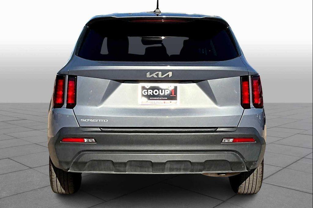 used 2023 Kia Sorento car, priced at $23,629