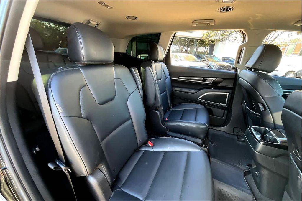 used 2023 Kia Telluride car, priced at $29,495