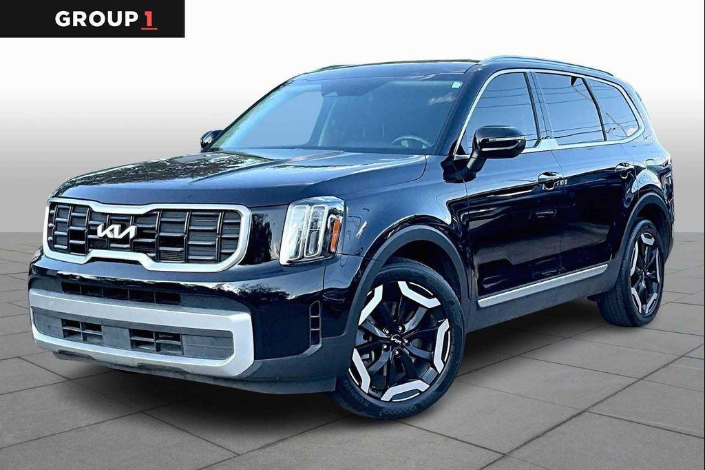 used 2023 Kia Telluride car, priced at $29,495