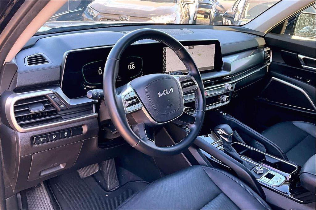 used 2023 Kia Telluride car, priced at $29,495