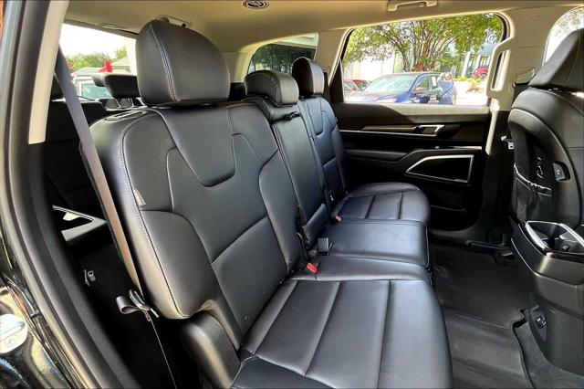 used 2024 Kia Telluride car, priced at $38,228