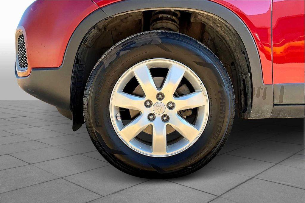 used 2011 Kia Sorento car, priced at $6,985