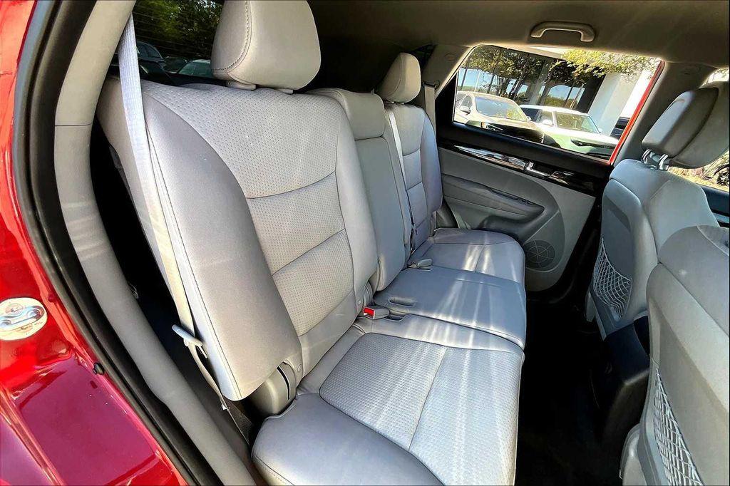 used 2011 Kia Sorento car, priced at $6,985