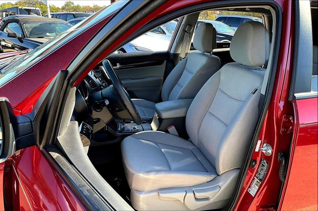 used 2011 Kia Sorento car, priced at $6,985
