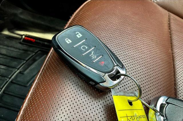 used 2018 Chevrolet Traverse car, priced at $22,558