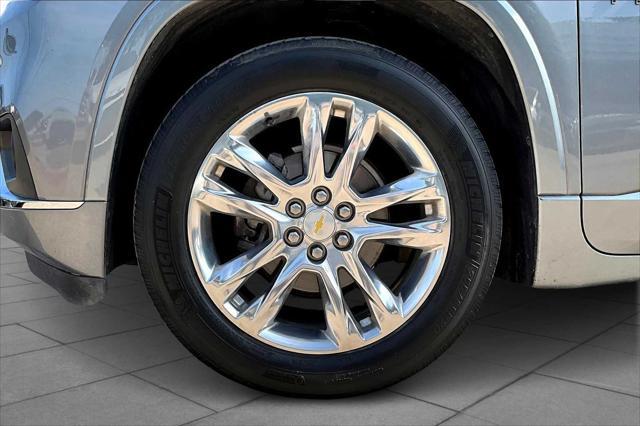 used 2018 Chevrolet Traverse car, priced at $22,558