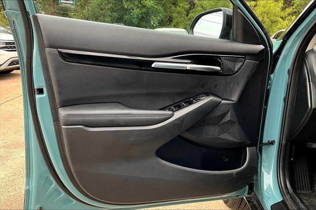 used 2025 Kia Seltos car, priced at $24,900