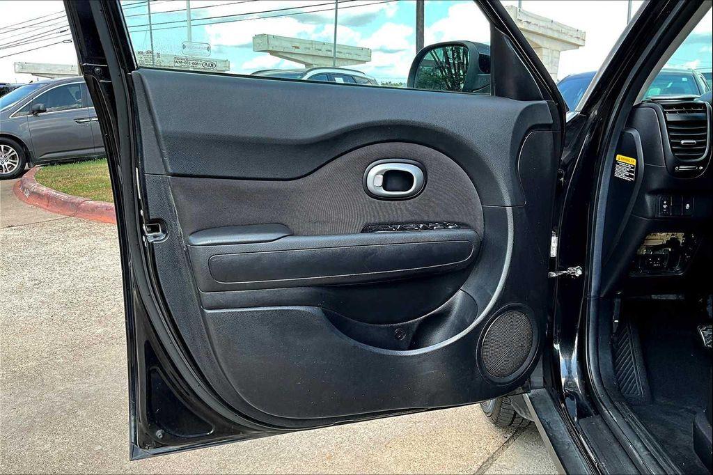 used 2014 Kia Soul car, priced at $5,988